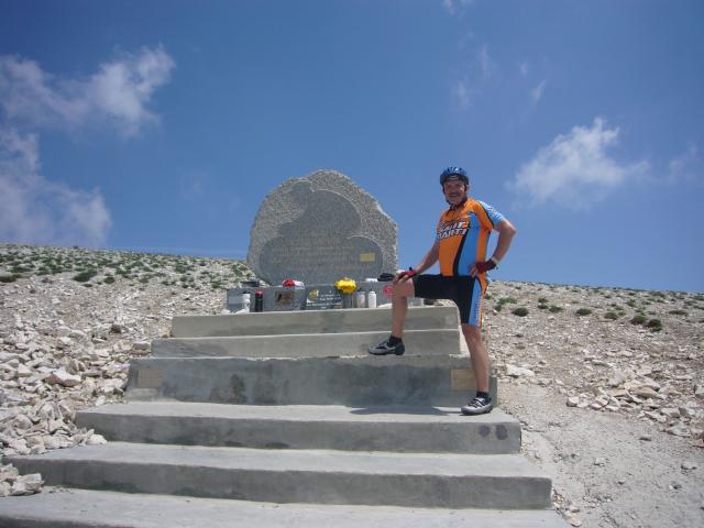 MONT VENTOUX Monument a TOM SIMPSON